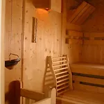 酒店 Gaestehaus Dorflinde 3*
