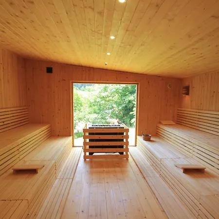 Gaestehaus Dorflinde 3*