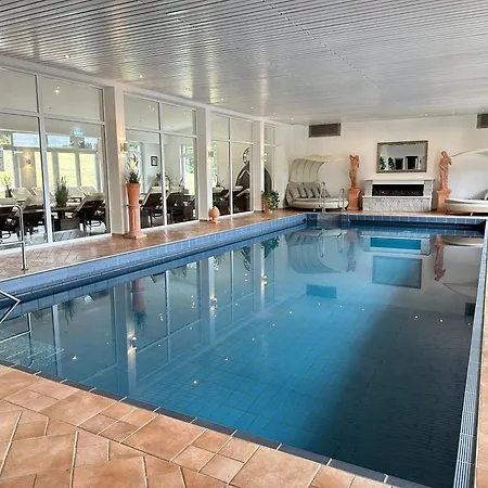 Gaestehaus Dorflinde 3* グラーゼレンバッハ