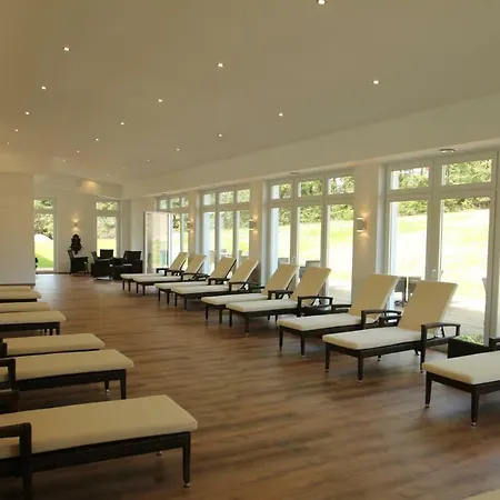 Gaestehaus Dorflinde 3*