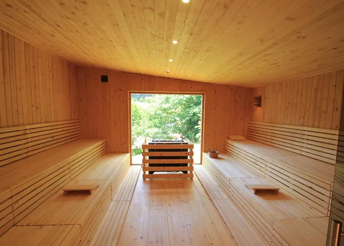 Gaestehaus Dorflinde 3*