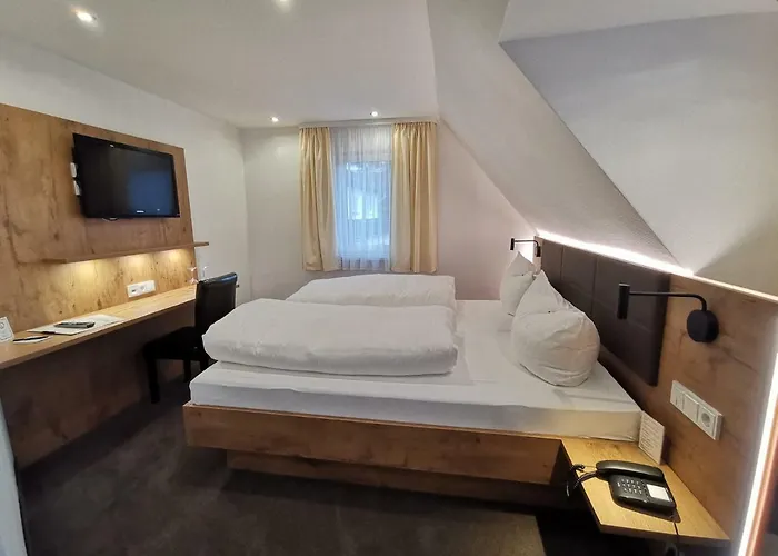 Gaestehaus Dorflinde 3*